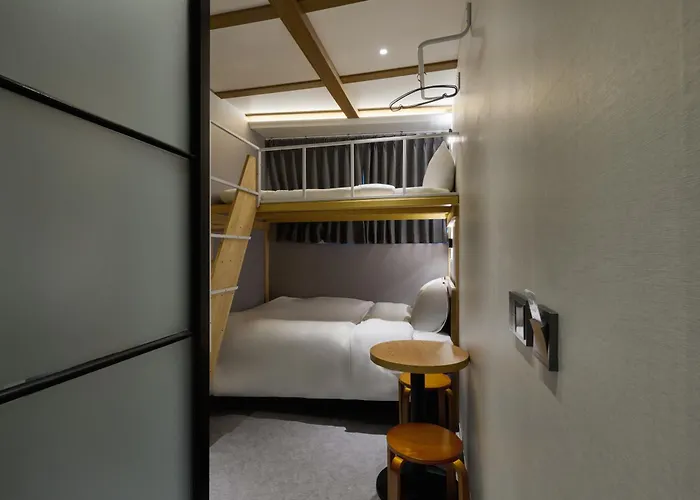Hostel Unit M